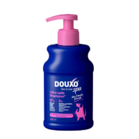 DOUXO Skin & Coat SPA Juckreizlinderndes Shampoo 250 ml besonders sanftes Shampoo fĂŒr Hunde mit empfindlicher und juckender Haut